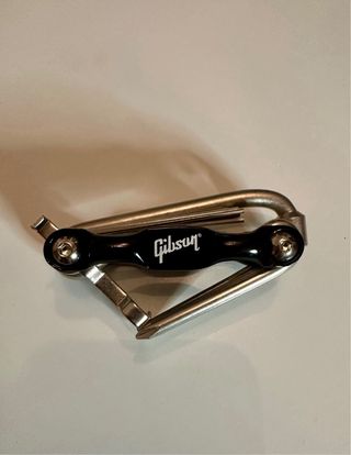 Multiherramienta Gibson para guitarras y bajos
