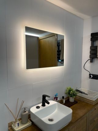 Espejo LED 70x50 cm como nuevo