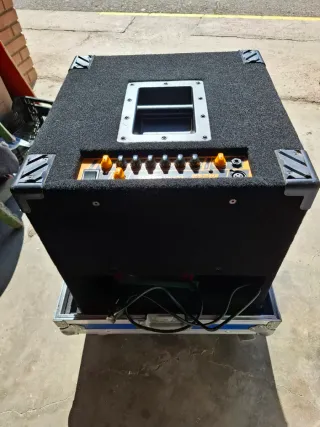 Amplificador Bajo Markbass CMD 151P + Caja