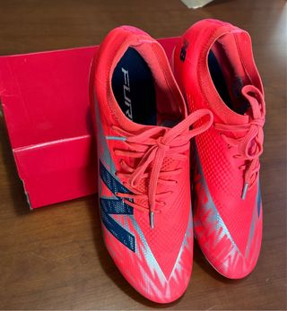Scarpe da calcio New Balance rosse