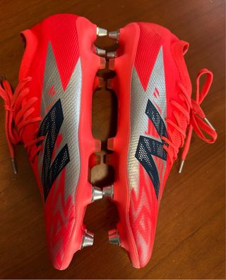 Scarpe da calcio New Balance rosse