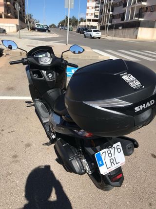 Yamaha NMAX 125cc Negra y Gris con 3100 km
