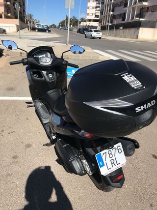 Yamaha NMAX 125cc Negra y Gris con 3100 km