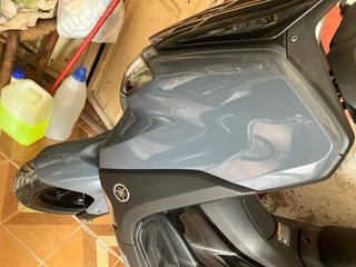 Yamaha NMAX 125cc Negra y Gris con 3060 km