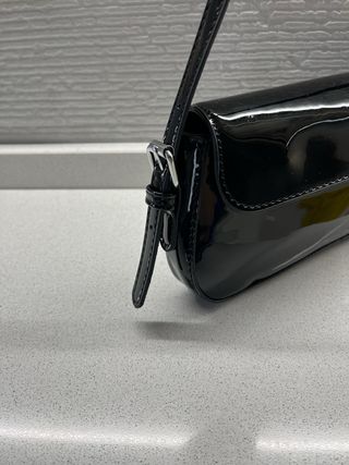 Borsa a spalla nero lucido nuova mai usata