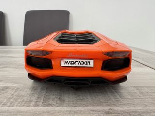 Coche RC Lamborghini Aventador NUEVO