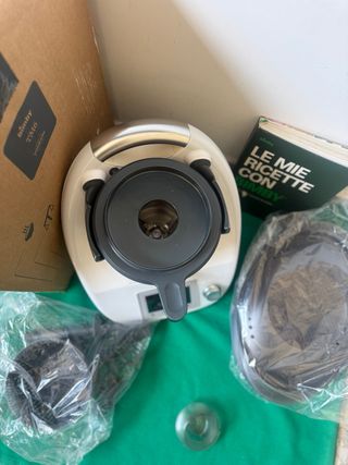 Bimby TM5 completo di accessori in garanzia