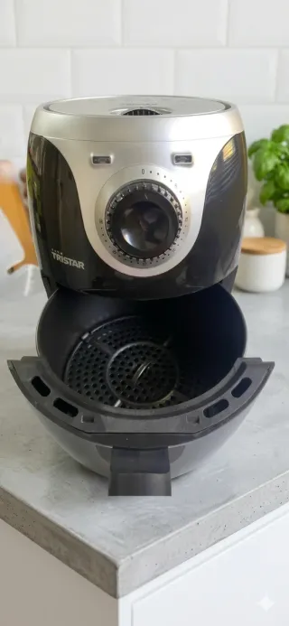 Freidora Tristar 1000W 2L