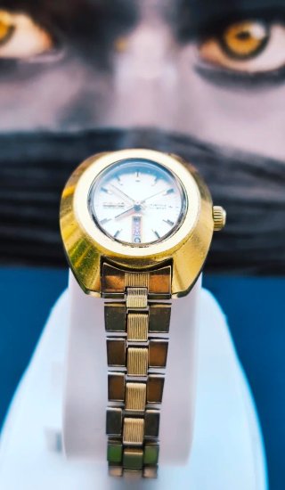 Seiko Hi-Beat Lady (1972) chapado oro