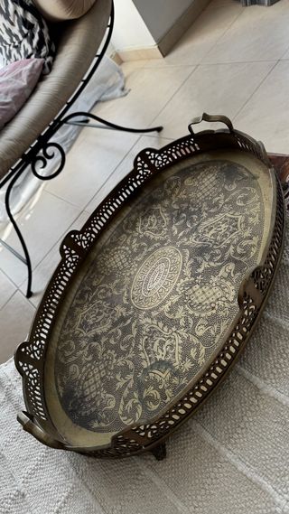 Bandeja antigua latón decorativa