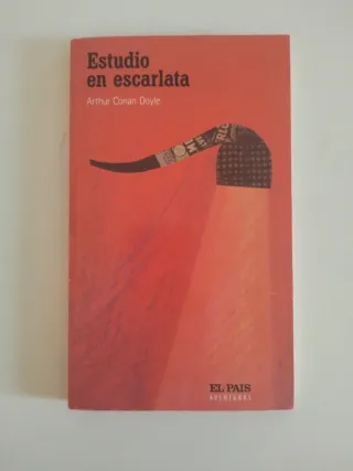 Diccionario y 4 libros
