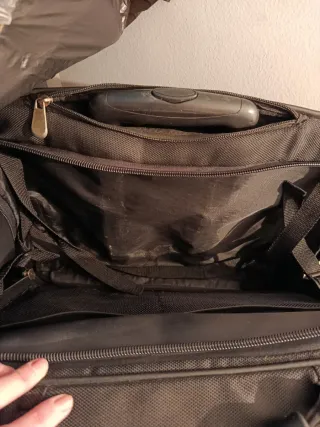 Maleta de viaje negra