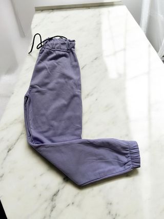 Pantalón chándal lila