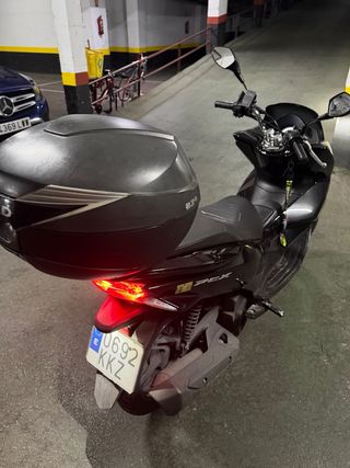 Honda PCX 125cc Negra