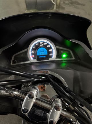 Honda PCX 125cc Negra