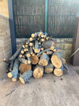 Leña de arce para chimenea