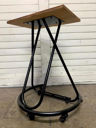 Mesa auxiliar vintage industrial