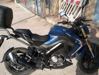 Keeway 125 Naked Azul Inyección 6 Velocidades,