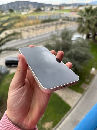 iPhone 13 - 100% Batería