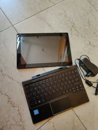 Lenovo IdeaPad Notebook/ Tablet 310 10iCR