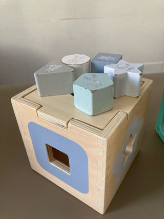 Juguetes estimulación temprana estilo Montessori