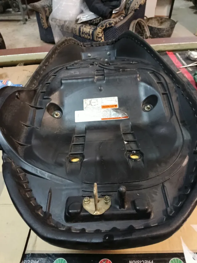 Asiento Suzuki Burgman 125/150/200