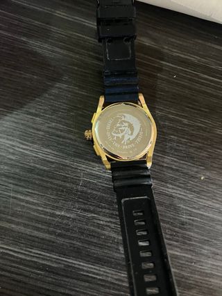 Reloj Diesel Dorado