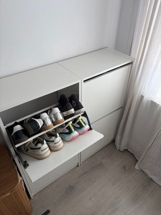 Zapatero BISSA blanco IKEA / Sabater blanc