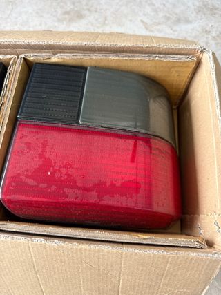 Pilotos traseros VW T4