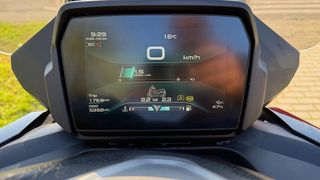 Voge SR4 RADAR 350cc (2025) - Motor BMW