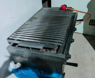 Parrilla Mainho Piedra Volcánica