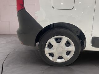 Dokker Van Essential 1.6 102CV GLP