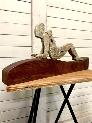 Escultura cerámica y madera figura humana
