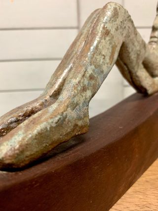 Escultura cerámica y madera figura humana