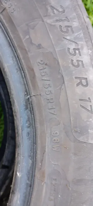 Michelin 215/55 R17 98W Neumático