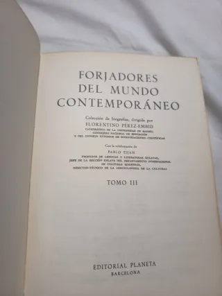 Libro,-FORJADORES DEL MUNDO 1971
