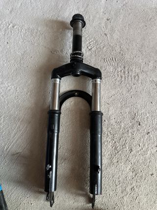 Horquilla de bicicleta negra