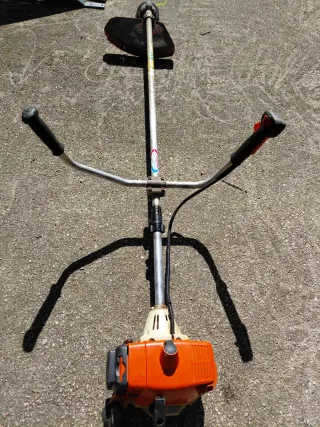 Desbrozadora Stihl FS 200