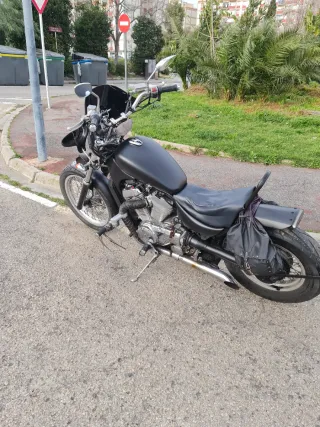 Suzuki intruder