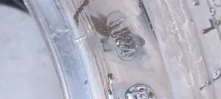 Continental 215/65/16C Neumático