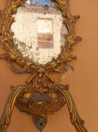 Espejo de pared antiguo dorado