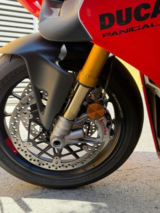 Ducati Panigale V4S 8900 km impecable estado.