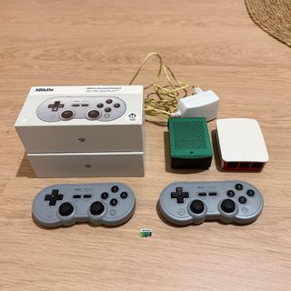 Raspberry Pi 3 Batocera + 2 Mandos 8BitDo SN30 Pro