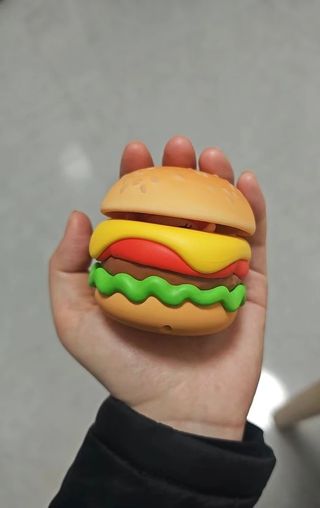 Figura Molly Pick-a-Boo Burger Serie Carb-Lover