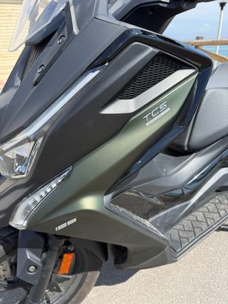Kymco 125 TCS Maxi Scooter Automática
