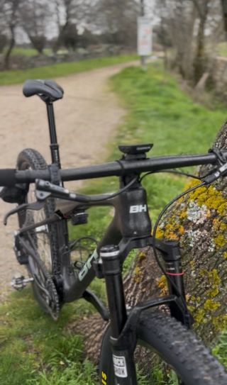 BH Lynx SLS 9.9 Flight Attendant