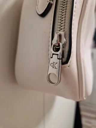 Bolso Calvin Klein Negro y Blanco