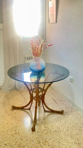 Conjunto mesa y 4 sillas estilo francés