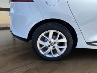 Clio Sport Tou. Limited En. TCe 66kW (90CV)