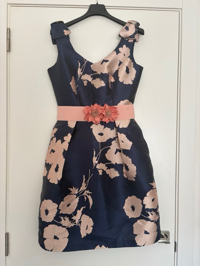 Vestido midi floral azul y rosa